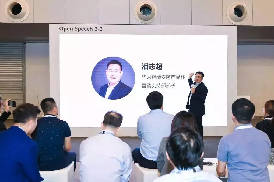 1571059079120747.jpg 640.webp (5).jpg