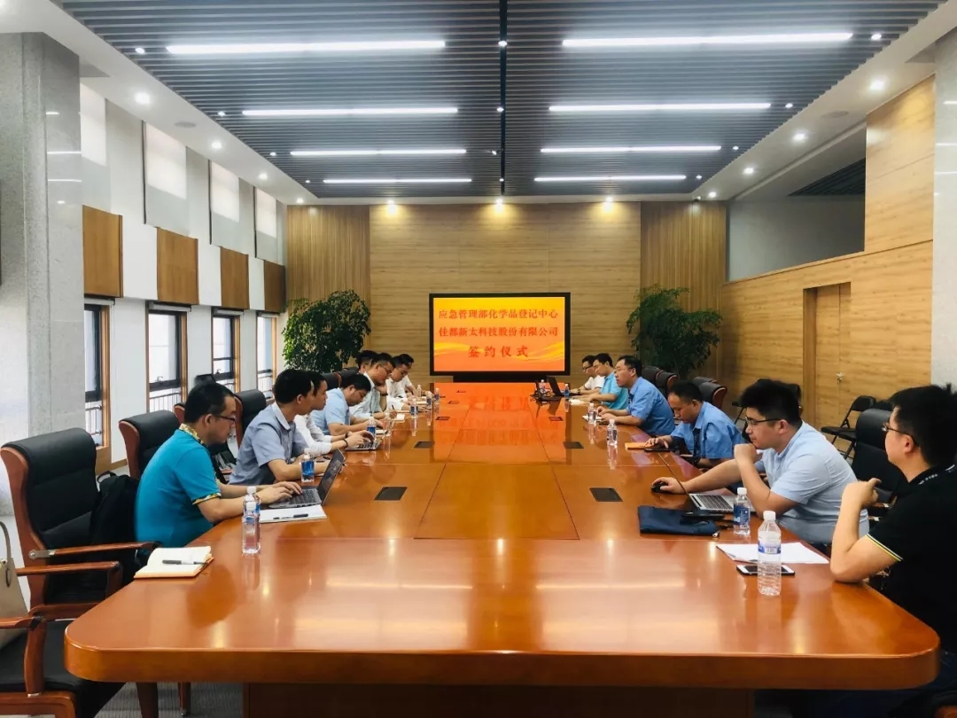 1572855691910294.jpg 640.webp (3).jpg